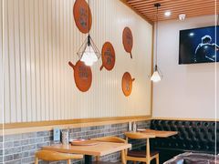 卡座-Mr.Pizza米斯特比萨(五四广场青岛首店)