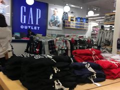 -GAP(王府井奥莱·香江小镇店)