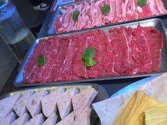 -由衷贵州酸汤牛肉火锅(新桥店)