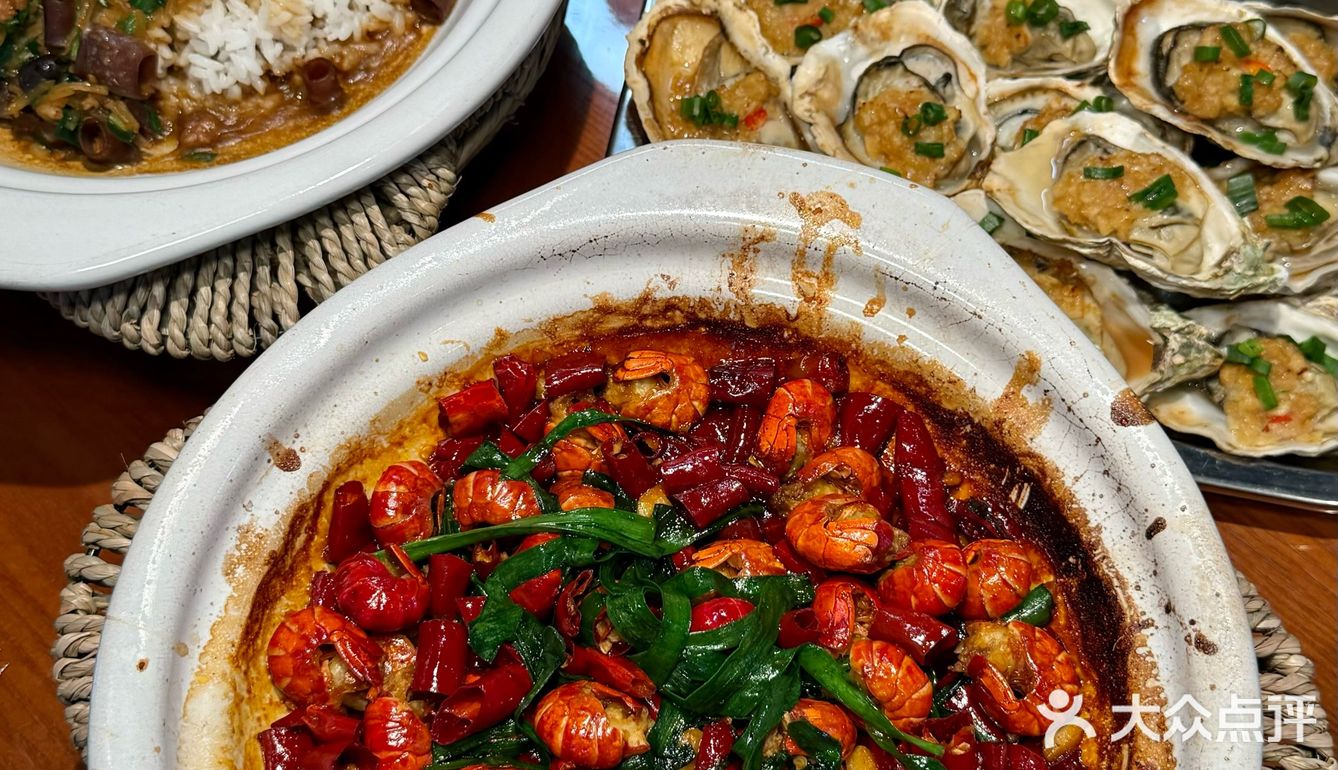 大连坠有特色的海鲜烧烤~有趣又好吃！！