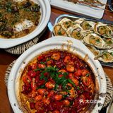 大连坠有特色的海鲜烧烤~有趣又好吃！！