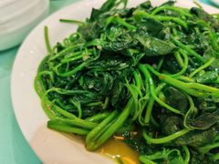 蒜蓉炒番薯叶-巫记鸡饭店