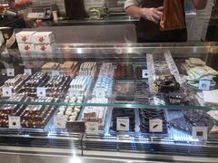 -VENCHI 闻绮(北京国贸商城店)