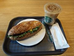 -星巴克(美丽华花园店)