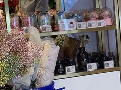 -花邻FloweringLife花艺气球派对(武康大楼店)