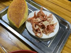 贴饽饽-原掩骨会饶阳豆腐脑总店