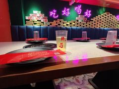 -沪小胖·小龙虾·蓝龙王(八佰伴店)