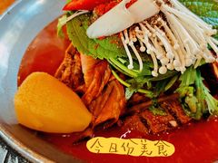 -喇喇排骨火锅·传统韩式脊骨汤(望京西园总店)