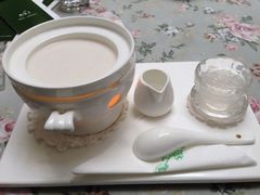 iphone_upload_pic-燕庭·纯燕窝·甜品下午茶(南京西路店)