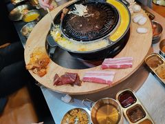 -胡悦里韩式烤肉(芝罘万达广场店)