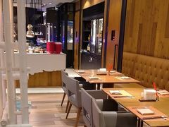 -松咖啡自助餐厅·松北香格里拉