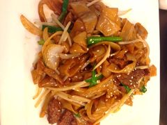 干炒牛河-港式粤菜餐厅(新年华购物中心店)