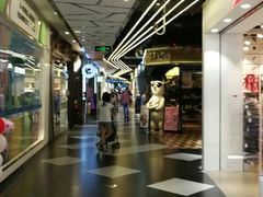 -时尚MEGO商业广场(华新地铁店)
