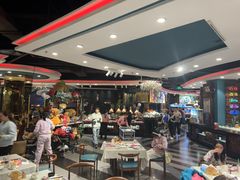 -四海一家自助餐(益田假日广场店)