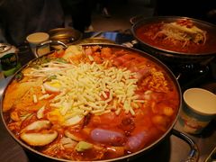 芝士肥牛年糕火锅-Meet Sun韩式大排档(五一广场7MALL店)