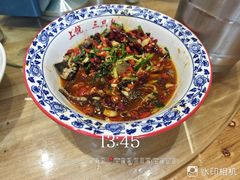 -三只鸟本地特色菜馆(上饶总店)