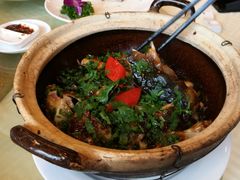 鱼头煲-东湖国际大酒店叠石酒楼