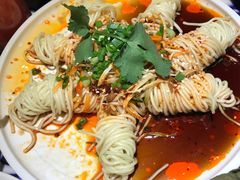 -卢大鲜鱼头捞饭(美利广场店)