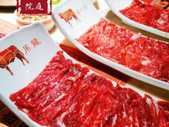 -左庭右院鲜牛肉火锅(环球港店)