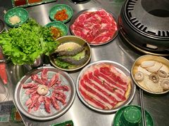 -欧巴炭烤肉오빠숯불구이(南京东路店)