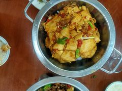 -湖南人家湘菜馆(镇江路店)