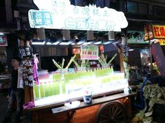 -六合夜市
