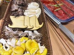 -洱火云南酸菜牛肉火锅(石景山当代商城店)