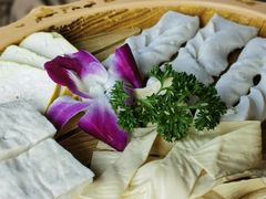 -滇釜火锅·能喝汤的火锅(车公庄店)