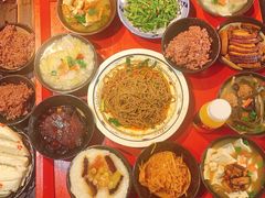 -蓝田九大碗民俗食府(蓝田店)