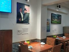 大堂-茸梅路右拐龙虾-农家菜(松江店)