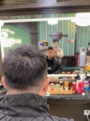 -海文先生国潮烫染男士理发馆