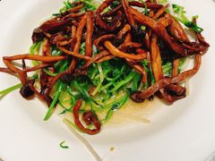 山珍翡翠苗-新大咀港式茶餐厅(宝山万达店)