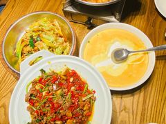 -爱碗亭·鲜炒湖南菜(壹城中心店)
