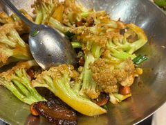 -新白鹿餐厅(百联中环店)