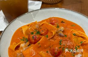 Cheese Rose Sauce Octopus Pasta