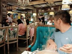 大堂-领鲜活海鲜榴莲自助火锅(东门店)