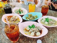 -榮泰米粉湯(Left Shop)