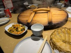 -万里闯关东铁锅炖菜馆(高新旗舰店)