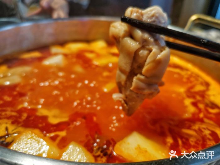 小街猪手(团结湖店)酸汤猪手火锅图片
