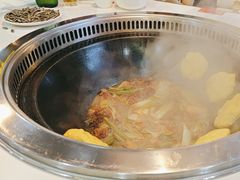 -哈尔滨烧烤·山河村铁锅炖(交大店)
