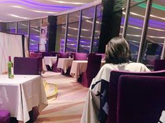 -亚洲国际大酒店·云顶阁旋转自助餐厅