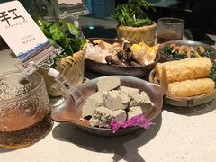 -一叶一世界•素食餐厅(环球中心店)