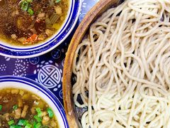 羊肉野生蘑菇汤汤-王村姑老土炕莜面村(桥东店)