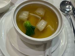 松茸竹荪汤-南麓·浙里(外滩店)