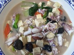 -宾朋海鲜特色美食餐厅·纯手工鲅鱼水饺(兴海路店)