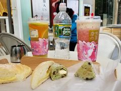 -奈雪的茶(华侨城创意园店)