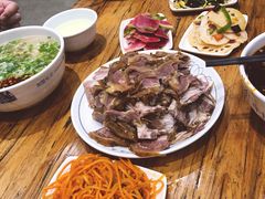 -思泊湖牛肉面(兰州总店)