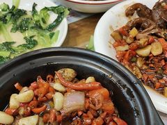 -堂瓦里·33年传统赣菜(第一街区店)