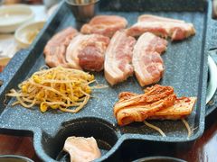 -Dombe豚(黑猪肉街店)