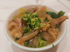 牛蹄筋-犇逸·乐山跷脚牛肉·四川现炒(览海店)